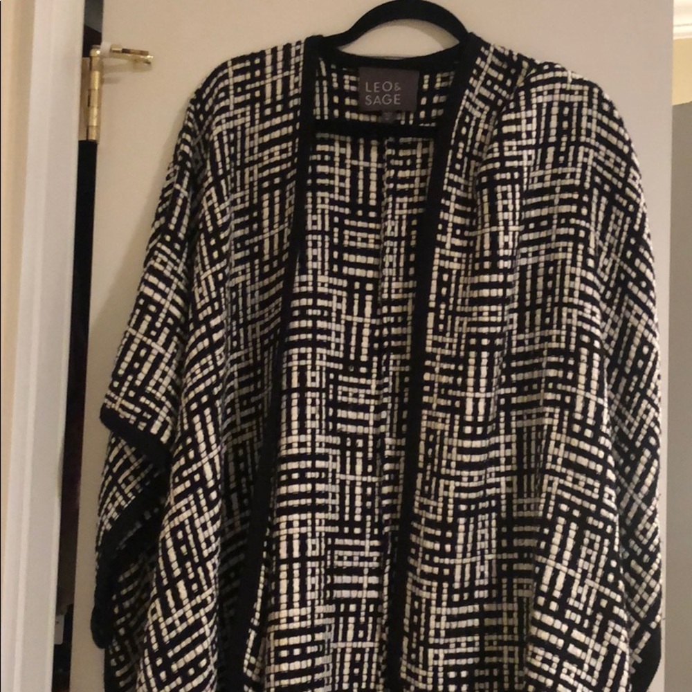 Black and white poncho/sweater